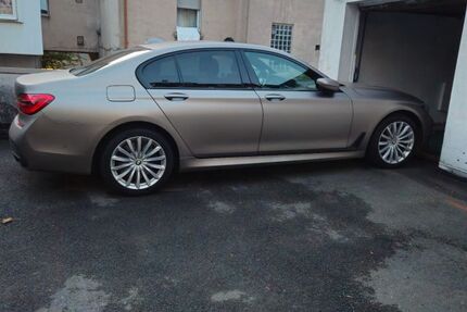 BMW 750 90.064 km 46.500 &euro; Hagen 58097
