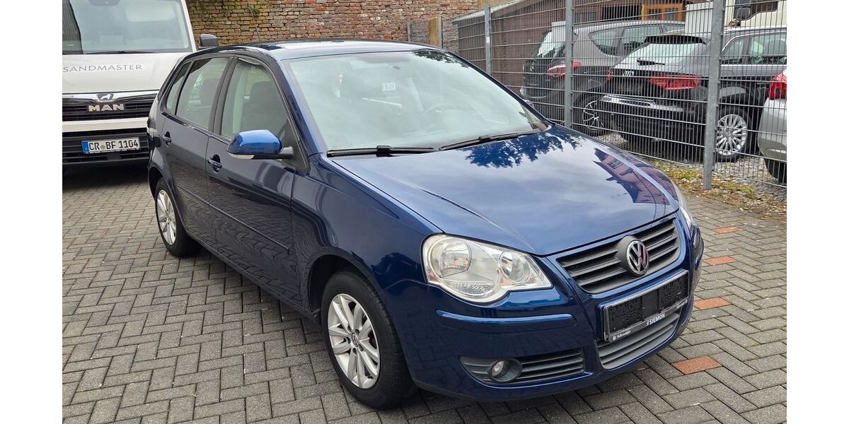 VW Polo 143.806 km 3.900 &euro; Solingen 42655