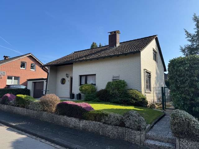 Einfamilienhaus Solingen Mitte - 6 Zimmer, 110 m&sup2;, 469.000&euro; | Angebot:25761532