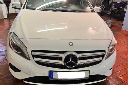 Mercedes-Benz A 180 77.493 km 14.900 &euro; Wuppertal 42115