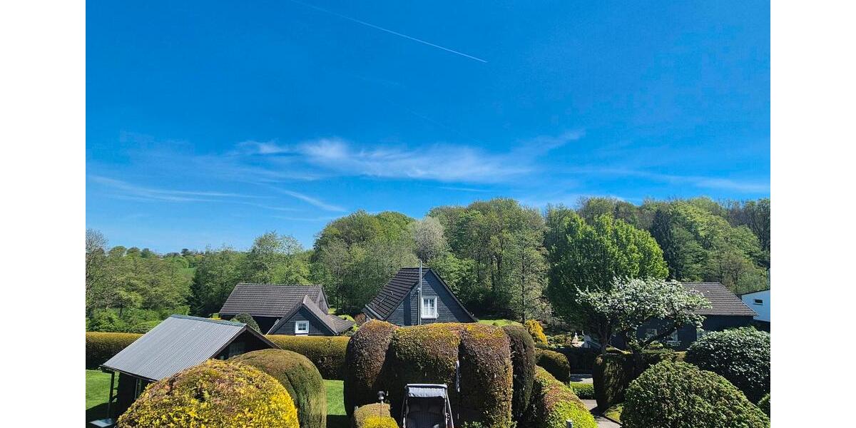 Einfamilienhaus Hückeswagen - 16 Zimmer, 241 m&sup2;, 655.000&euro; | Angebot:27147052