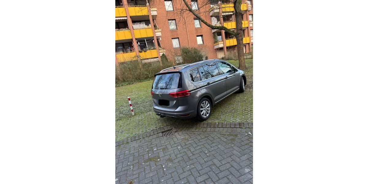 VW Touran 196.000 km 13.750 &euro; Düsseldorf 40229