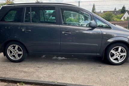 Opel Zafira 182.000 km 5.000 &euro; Düsseldorf 40227