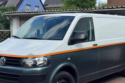VW T5 Transporter 188.000 km 9.900 &euro; Duisburg 47179