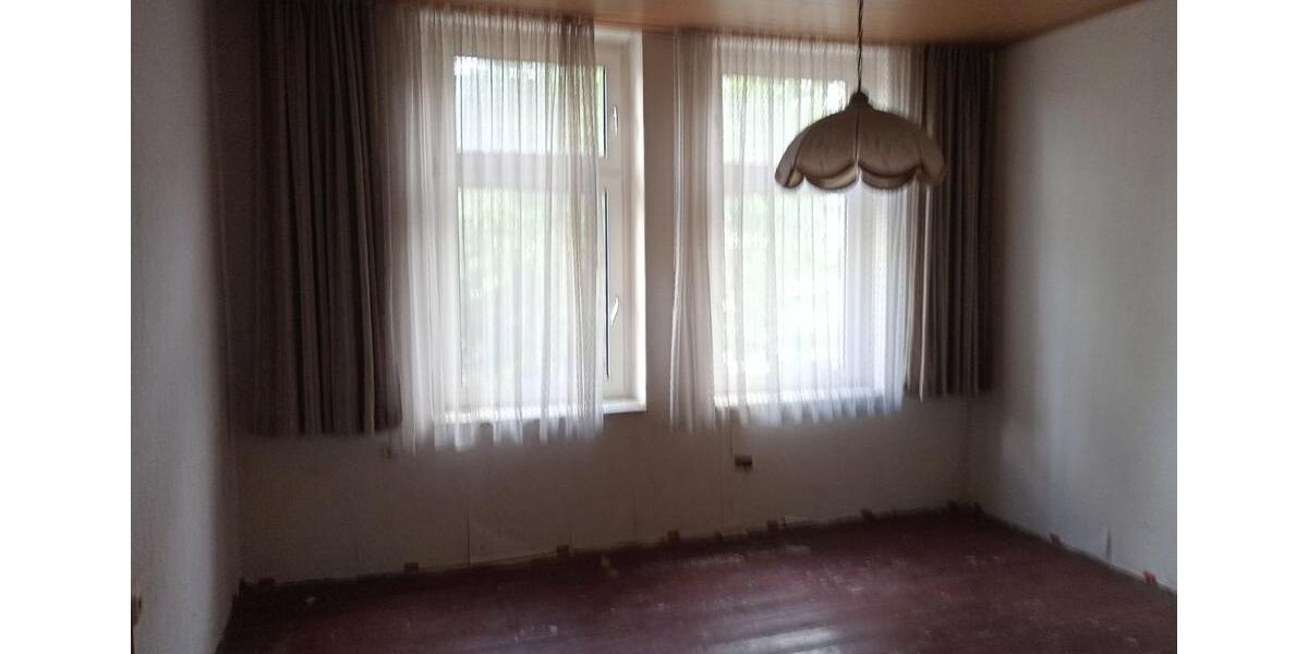 Etagenwohnung Gelsenkirchen Gelsenkirchen-Mitte - 5 Zimmer, 110 m&sup2;, 710&euro; | Angebot:27550521