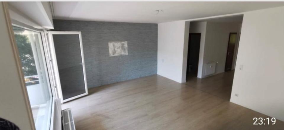 Etagenwohnung Duisburg Rheinhausen - 3.5 Zimmer, 82 m&sup2;, 1.020&euro; | Angebot:27577035