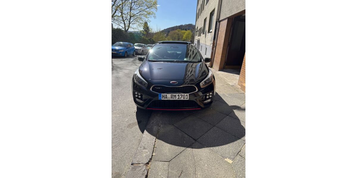Kia ceed / Ceed 164.489 km 9.400 &euro; Hagen 58135
