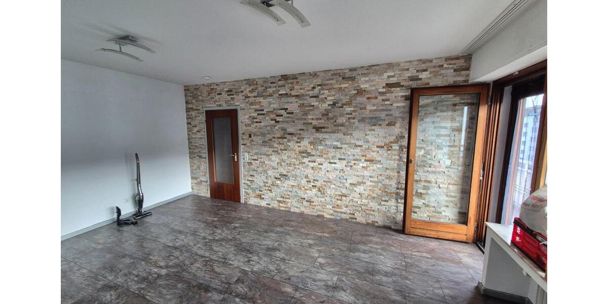 Etagenwohnung Wuppertal Barmen - 3 Zimmer, 80 m&sup2;, 670&euro; | Angebot:27572062