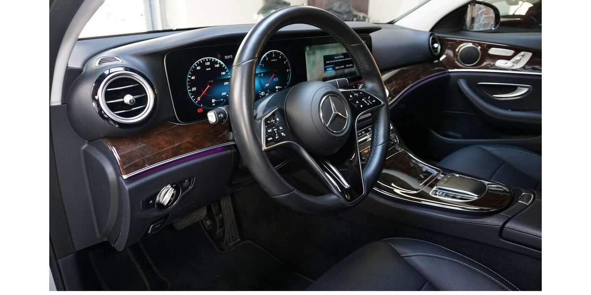 Mercedes-Benz E 300 de Leder Pano 360° Memory Sitzklim Night Std 29.998 km 36.700 &euro; Wuppertal 42327