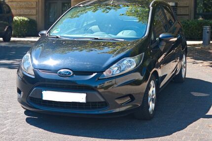 Ford Fiesta 245.000 km 2.500 &euro; Wuppertal 42119