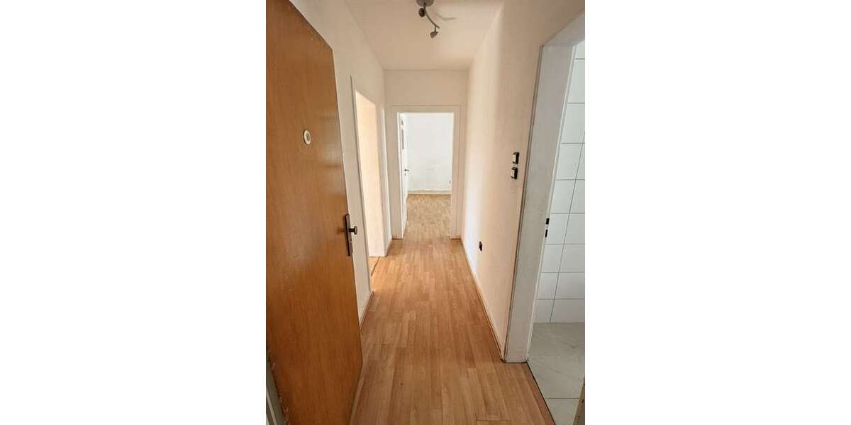 Etagenwohnung Essen Altendorf - 4 Zimmer, 69 m&sup2;, 595&euro; | Angebot:27121073