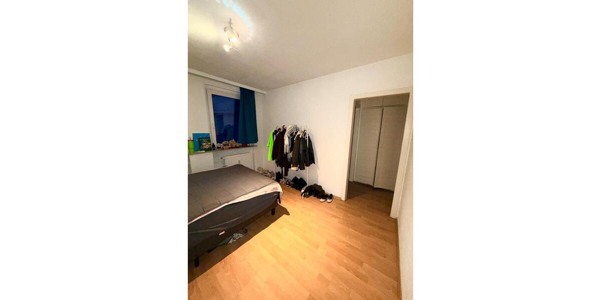 Etagenwohnung Düsseldorf Stadtbezirk 2 - 1 Zimmer, 43 m&sup2;, 799&euro; | Angebot:25794751