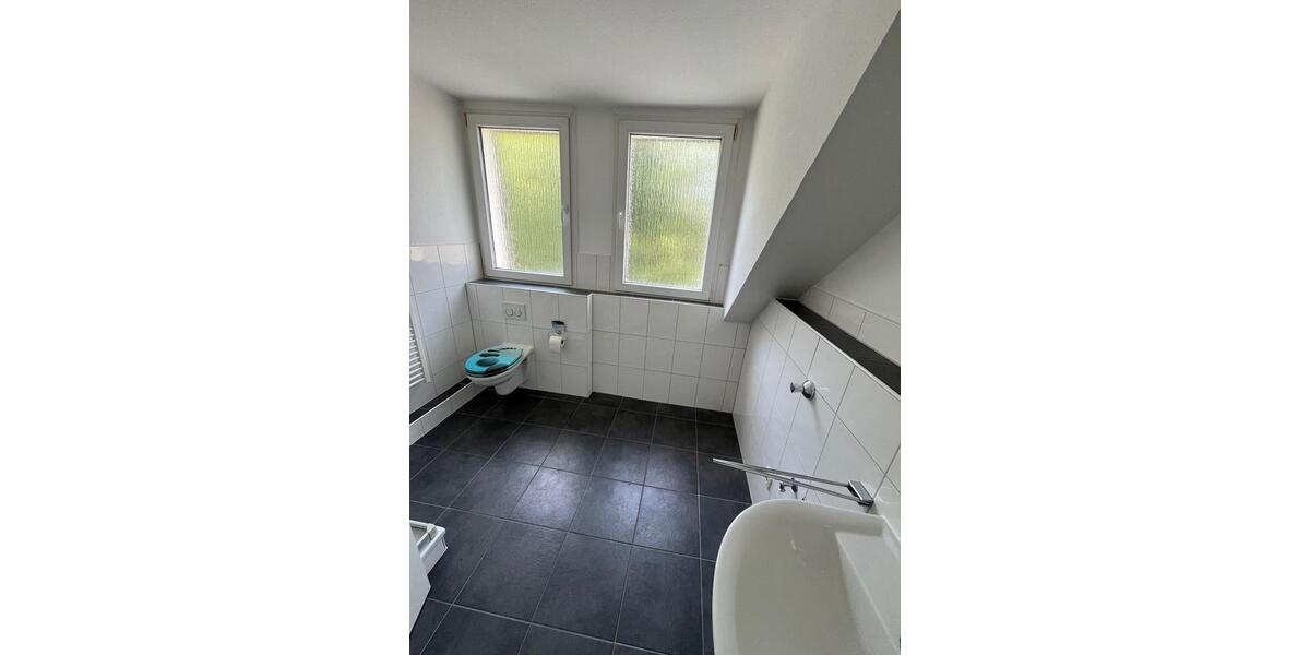 Etagenwohnung Oberhausen - 3.5 Zimmer, 75 m&sup2;, 700&euro; | Angebot:27564924