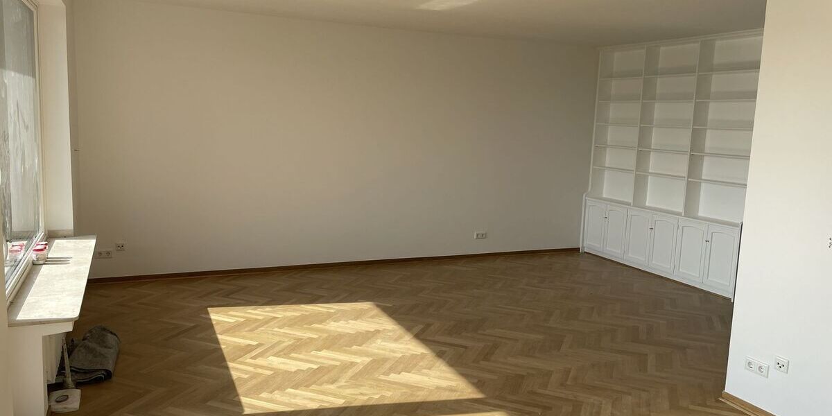 Beste Lage in Oberkassel mit Traumblick auf den Rhein - Maisonettenwohnung Düsseldorf Oberkassel | Angebot:26964483