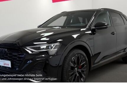 Audi Q8 e-tron 52.799 km 50.900 &euro; Düsseldorf 40233