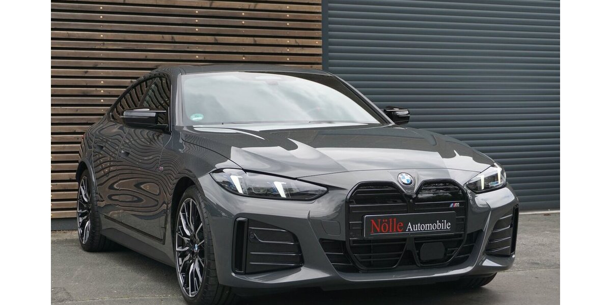BMW i4 M60 M-SportPro HuD 360° DrivProf. Pano NP95t 5.780 km 68.800 &euro; Wuppertal 42327
