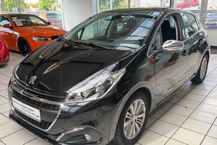 Peugeot 208 43.641 km 12.980 &euro; Gevelsberg 58285