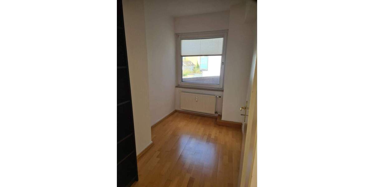 Etagenwohnung Duisburg Hochemmerich - 3 Zimmer, 74 m&sup2;, 582&euro; | Angebot:25777505
