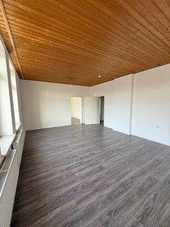 Etagenwohnung Duisburg Duisburg-Mitte - 3 Zimmer, 83 m&sup2;, 600&euro; | Angebot:24687928