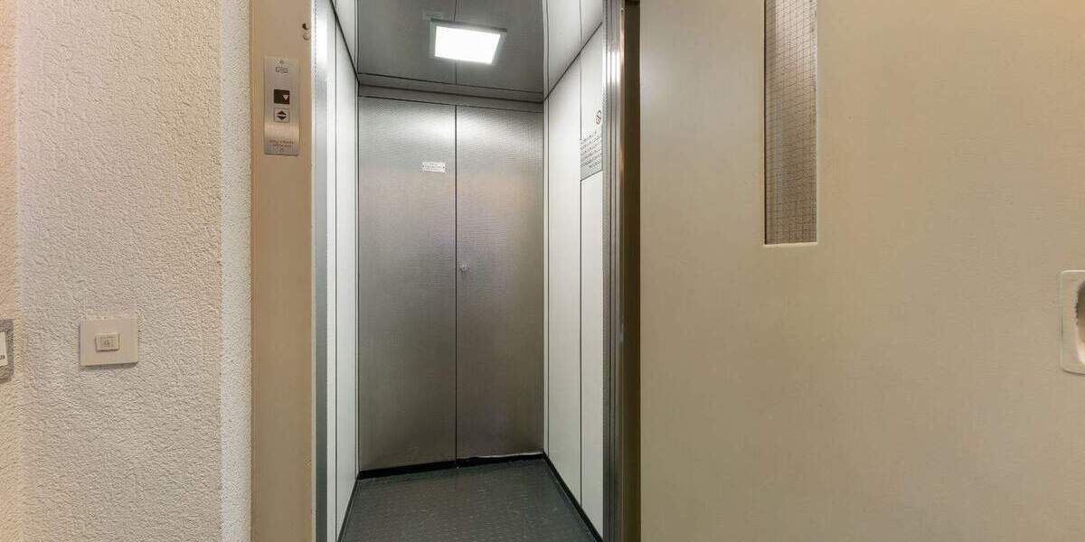 Etagenwohnung Erkrath Unterfeldhaus - 3 Zimmer, 123 m&sup2;, 360.000&euro; | Angebot:25836517