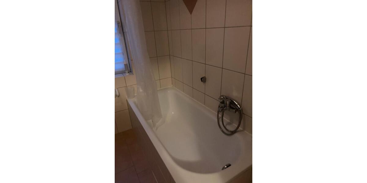 Etagenwohnung Gelsenkirchen Gelsenkirchen-Mitte - 3 Zimmer, 85 m&sup2;, 715&euro; | Angebot:26042249