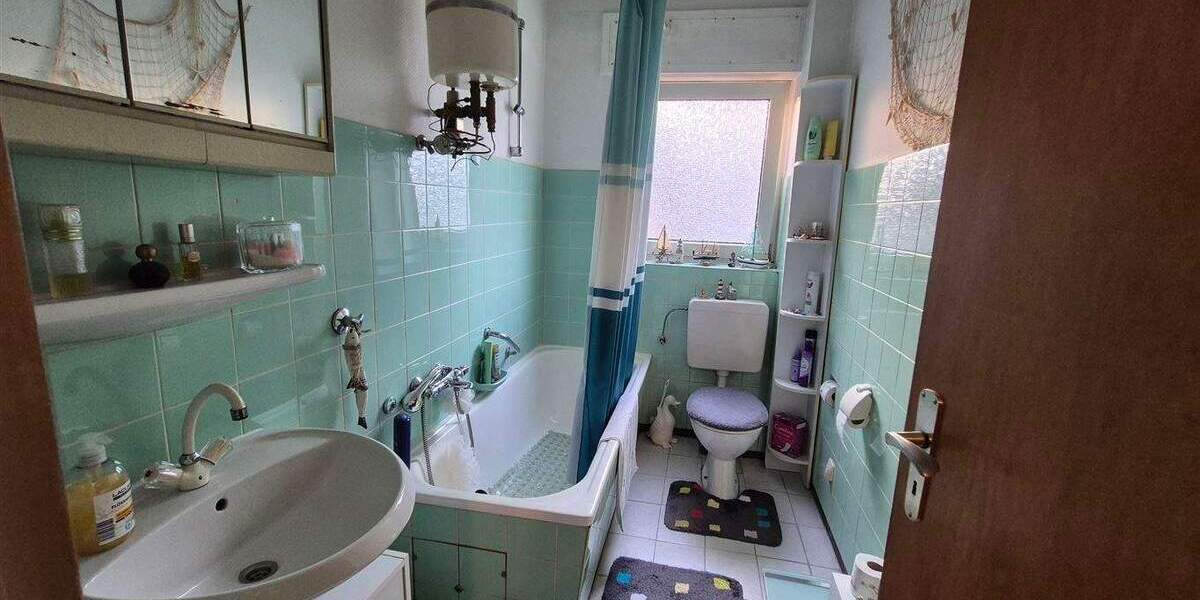 Etagenwohnung Oberhausen Styrum - 2 Zimmer, 63 m&sup2;, 130.000&euro; | Angebot:25879529