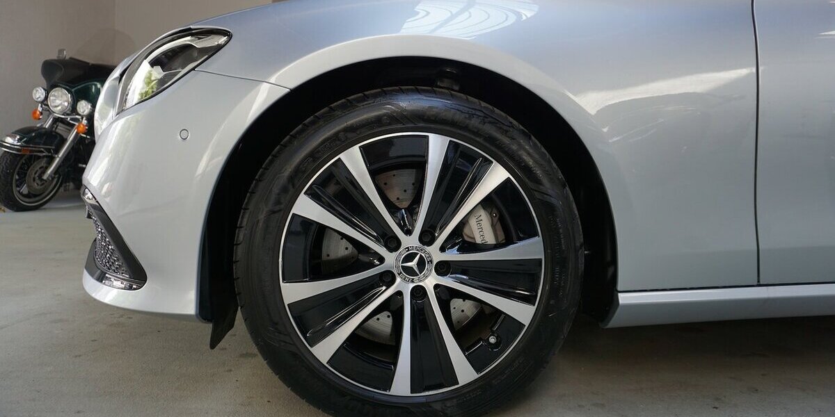 Mercedes-Benz E 300 de Leder Pano 360° Memory Sitzklim Night Std 29.998 km 36.700 &euro; Wuppertal 42327