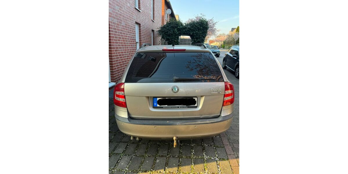 Skoda Octavia 236.000 km 700 &euro; Oberhausen 46145