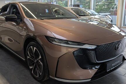 Mazda 6e 2.452 km 35.990 &euro; Solingen 42655