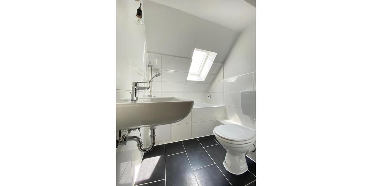 Etagenwohnung Gelsenkirchen - 2 Zimmer, 53 m&sup2;, 330&euro; | Angebot:25995649