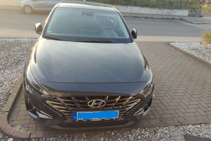 Hyundai i30 31.483 km 18.800 &euro; Haan 42781