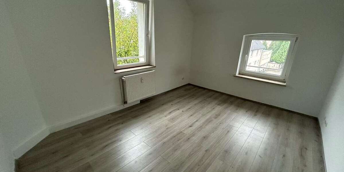 Etagenwohnung Gelsenkirchen Ückendorf - 1 Zimmer, 26 m&sup2;, 195&euro; | Angebot:27527702