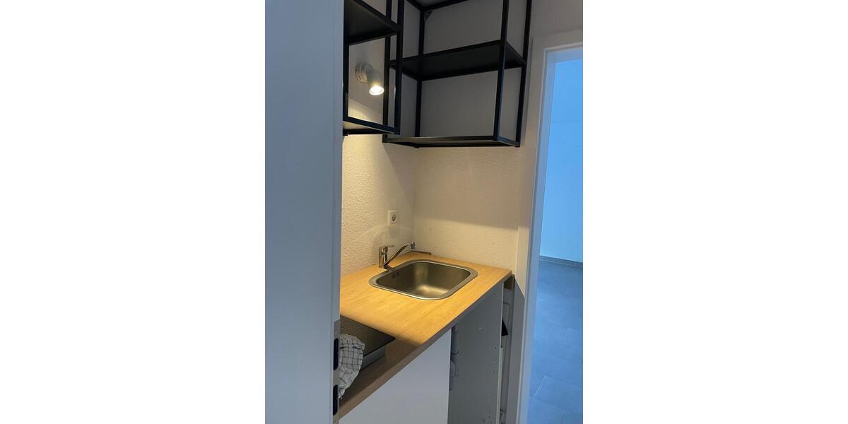 Etagenwohnung Düsseldorf Stadtbezirk 5 - 2 Zimmer, 35 m&sup2;, 550&euro; | Angebot:27542051