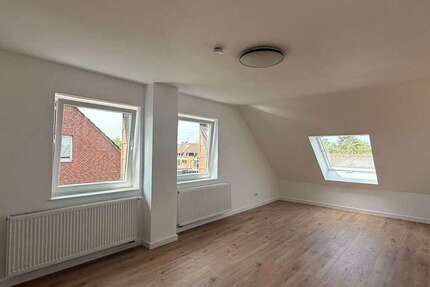 Wohnung Neuss Eppinghoven - 3 Zimmer, 71 m&sup2;, 1.100&euro; | Angebot:27178141