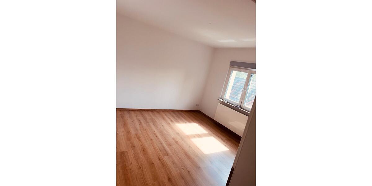 Etagenwohnung Oberhausen Rothebusch - 2 Zimmer, 65 m&sup2;, 950&euro; | Angebot:27572165