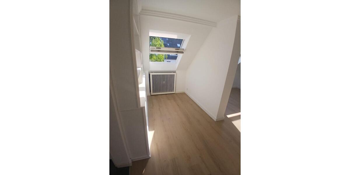 Maisonettenwohnung Düsseldorf Stadtbezirk 2 - 2 Zimmer, 108 m&sup2;, 1.400&euro; | Angebot:27564921