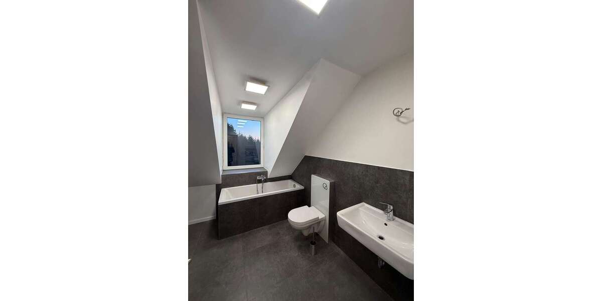 Etagenwohnung Wuppertal Gemarkung Langerfeld - 4 Zimmer, 100 m&sup2;, 850&euro; | Angebot:27129753