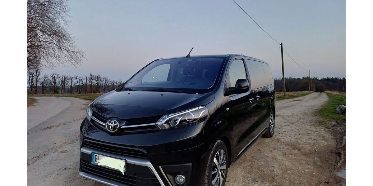 Toyota Proace (Verso) 95.000 km 34.000 &euro; Wermelskirchen 42929