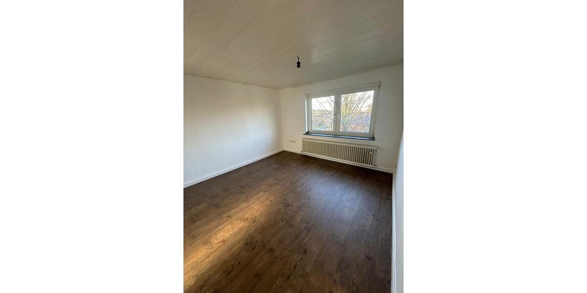 Etagenwohnung Essen Stadtbezirk IV - 3 Zimmer, 57 m&sup2;, 650&euro; | Angebot:26549733