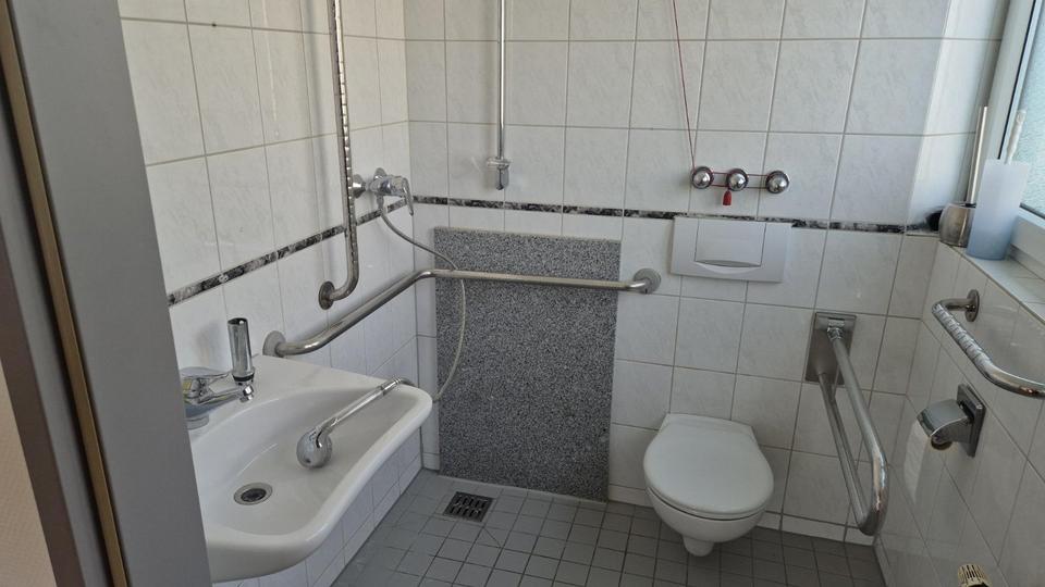 Etagenwohnung Wuppertal Gemarkung Ronsdorf - 1 Zimmer, 40 m&sup2;, 315&euro; | Angebot:25560417