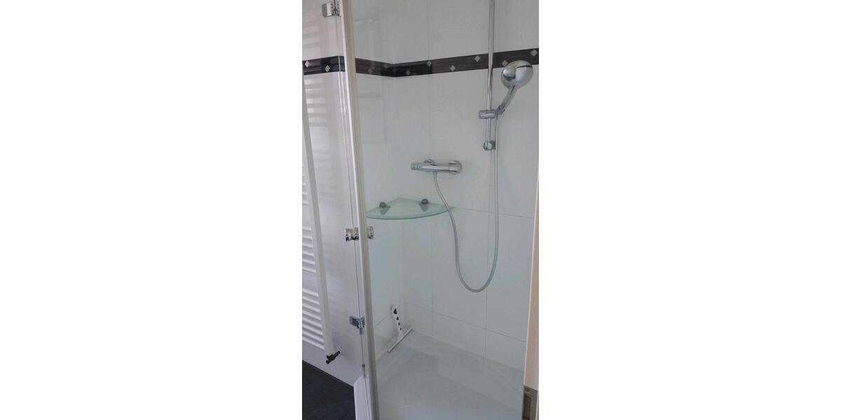 Dachgeschoßwohnung Velbert - 2 Zimmer, 78 m&sup2;, 818&euro; | Angebot:27544552