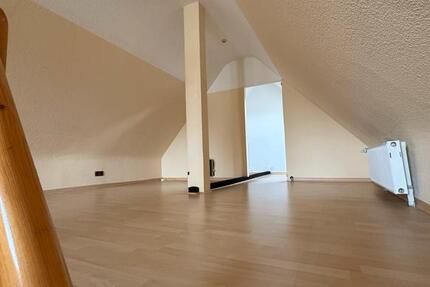 Wohnung Solingen Wald - 3 Zimmer, 90 m&sup2;, 850&euro; | Angebot:25416063