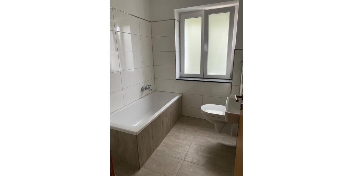 Etagenwohnung Wuppertal Elberfeld - 3 Zimmer, 72 m&sup2;, 1.020&euro; | Angebot:27577161