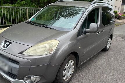 Peugeot Partner 263.000 km 2.300 &euro; Velbert 42551