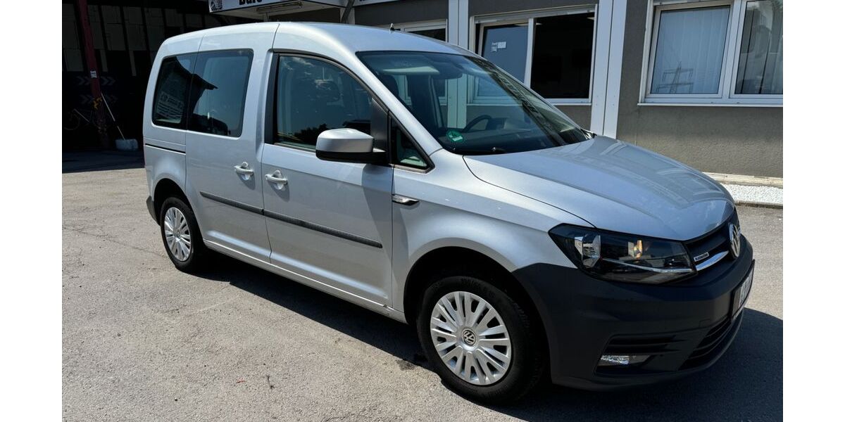 VW Caddy 145.000 km 10.900 &euro; Düsseldorf 40231