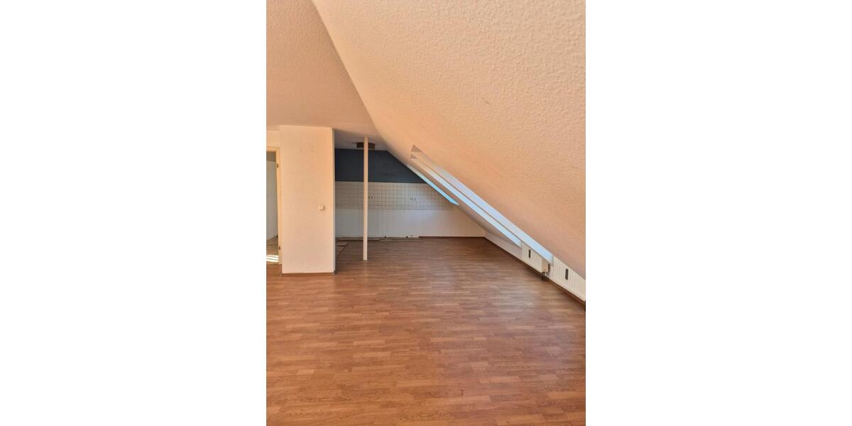 Dachgeschoßwohnung Herne Sodingen - 4 Zimmer, 95 m&sup2;, 640&euro; | Angebot:27534770