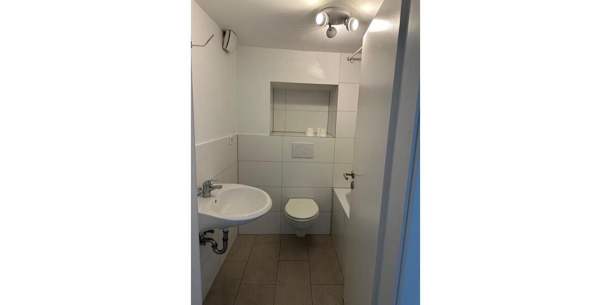 Erdgeschoßwohnung Solingen Burg - 2 Zimmer, 65 m&sup2;, 740&euro; | Angebot:27547788