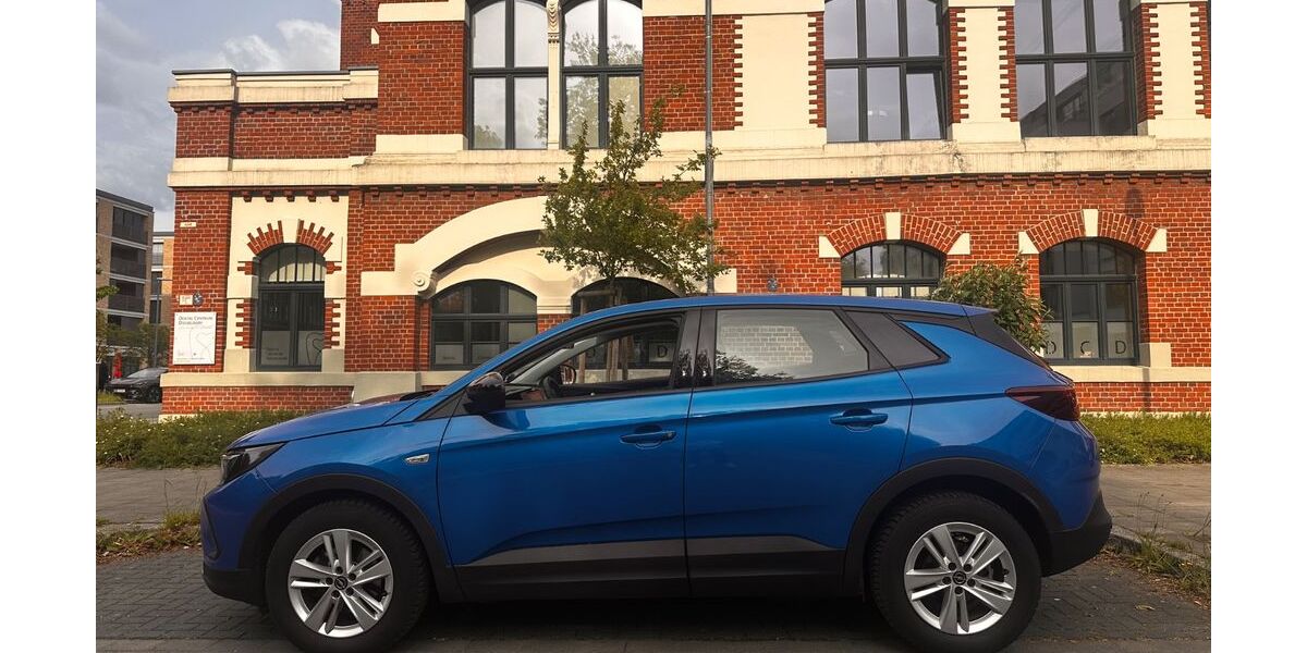 Opel Grandland (X) 43.570 km 18.400 &euro; Düsseldorf 40625
