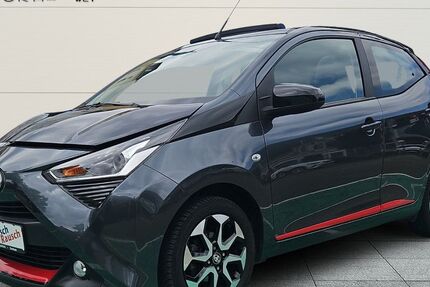 Toyota Aygo (X) 39.100 km 14.080 &euro; Bochum 44809
