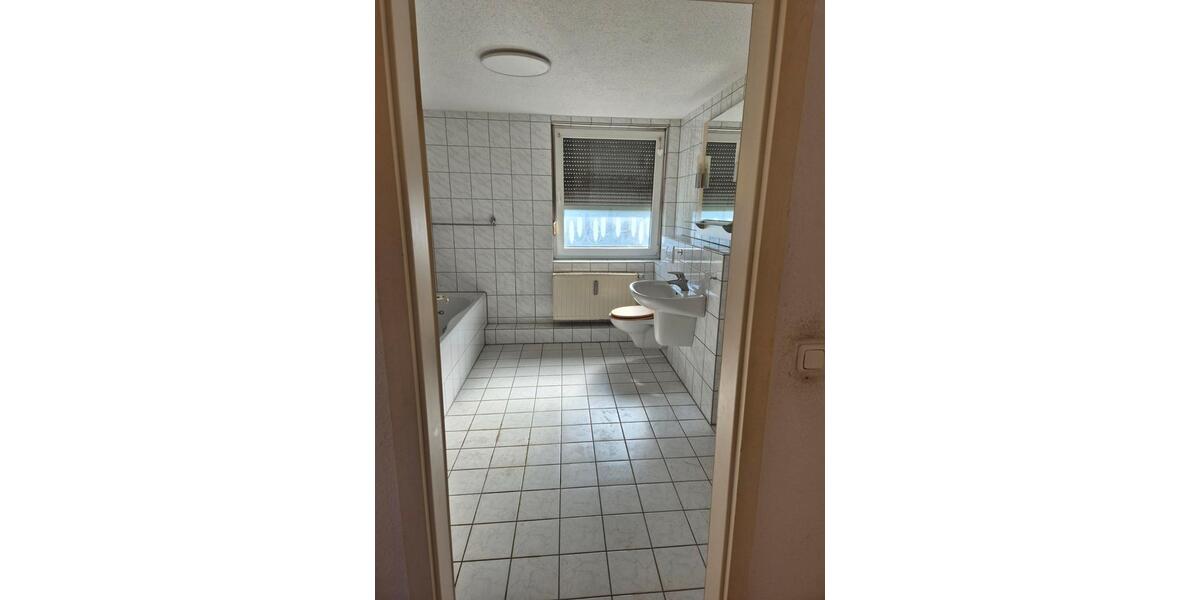 Dachgeschoßwohnung Herne Sodingen - 4 Zimmer, 95 m&sup2;, 640&euro; | Angebot:27534770